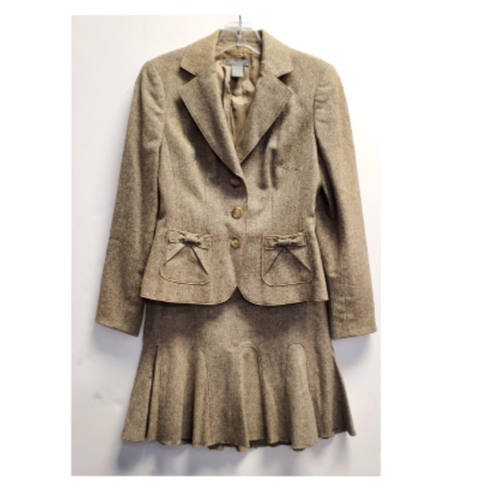 Ann Taylor Dress Suit